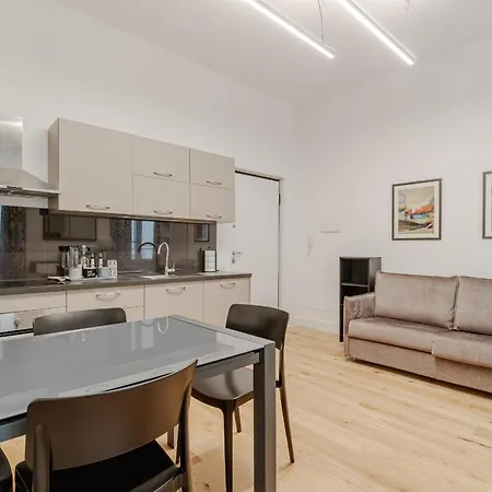 Guesthost - Brignole Lovely X4 Daire Cenova